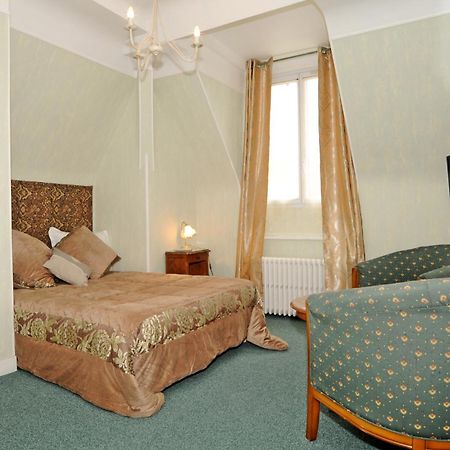 Hotel La Tour Sully-sur-Loire Dış mekan fotoğraf