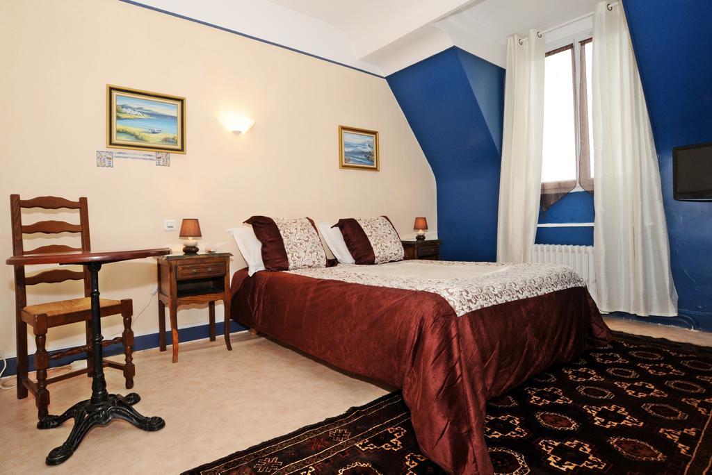 Hotel La Tour Sully-sur-Loire Oda fotoğraf
