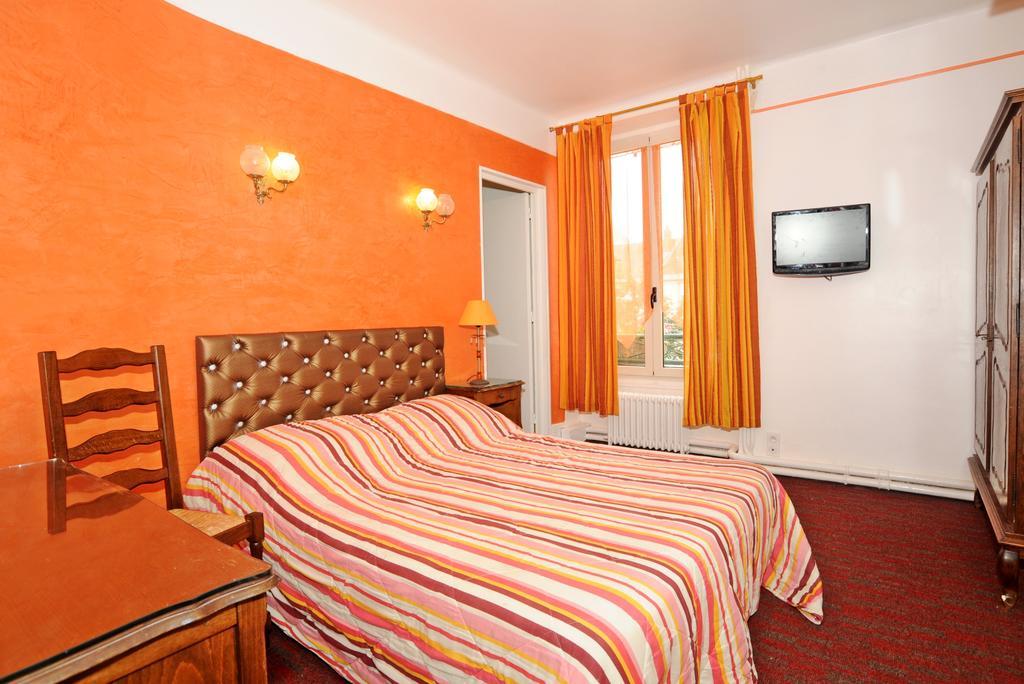 Hotel La Tour Sully-sur-Loire Oda fotoğraf